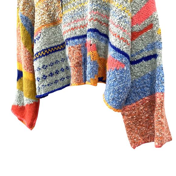 Sincerely Jules Abstract Cowl Neck Wool Blend Sweater Cropped Size S - Picture 3 of 7